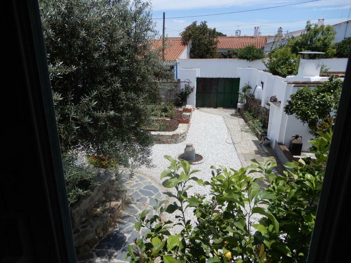 Bed and Breakfast Solar Da Cumeada Reguengos de Monsaraz Exterior foto